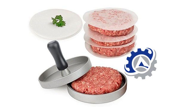 همبرگر زن دستی معمولی